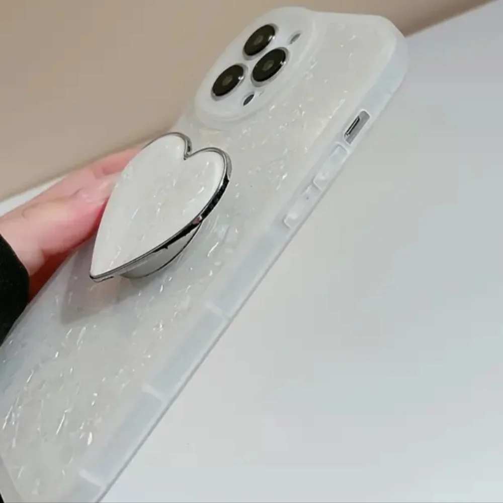 Brand new Apple IPhone 14 Pro Max Love heart bracket 🖤🖤🖤Silicone Phone